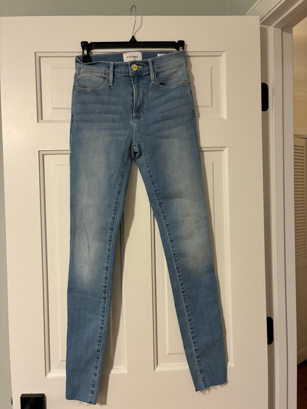 Frame Le High Skinny jean